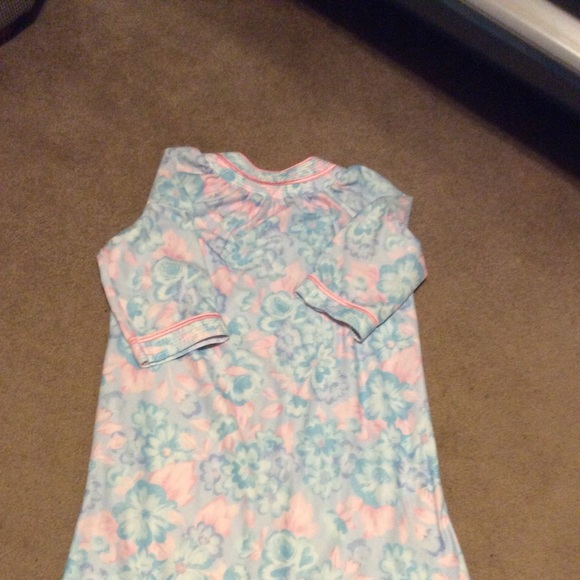 Intimate Moods size large robe - Picture 9 of 10